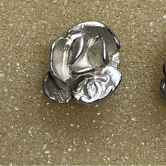 Authentic Chanel Silver Flower Earrings with Logo - Picture 3 of 7